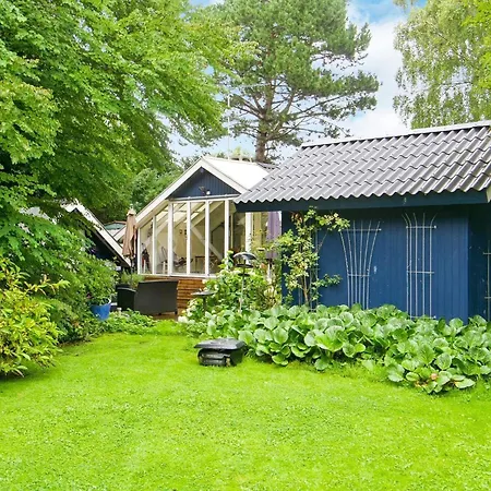 Ferienhaus Holiday Xlii *
